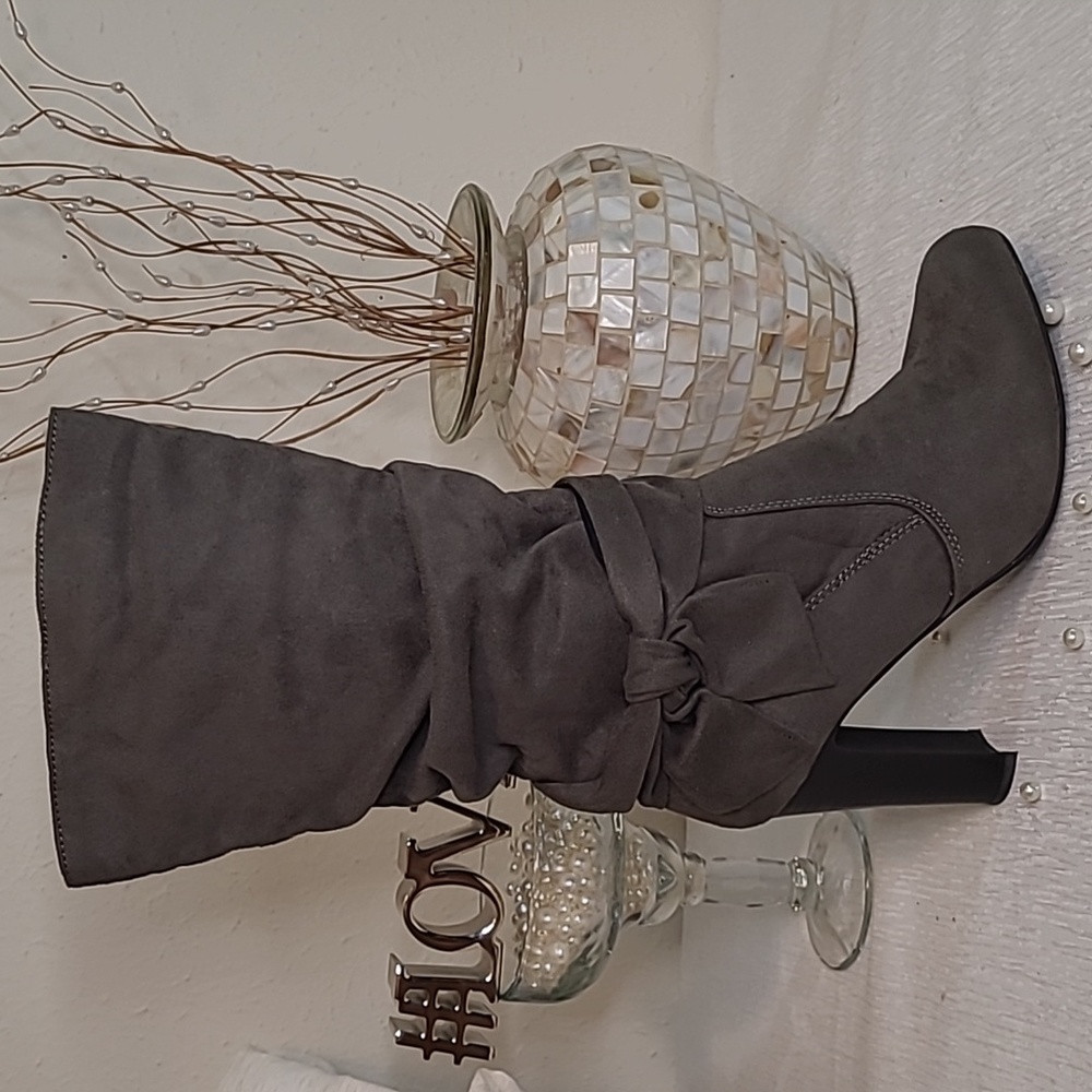 New in box gray faux suede size 10 calf boot with 4" heel